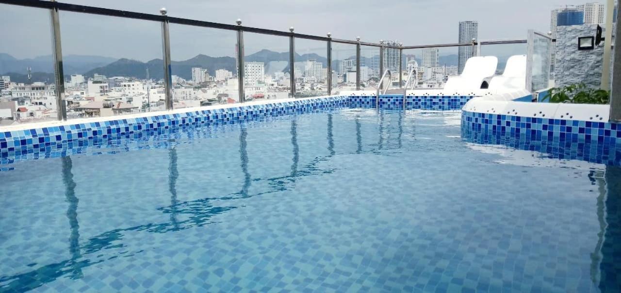 Sen Vang Luxury Hotel Nha Trang Buitenkant foto