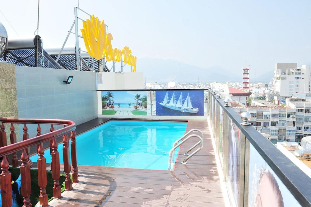 Sen Vang Luxury Hotel Nha Trang Buitenkant foto