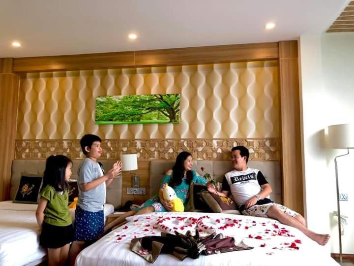 Sen Vang Luxury Hotel Nha Trang Buitenkant foto
